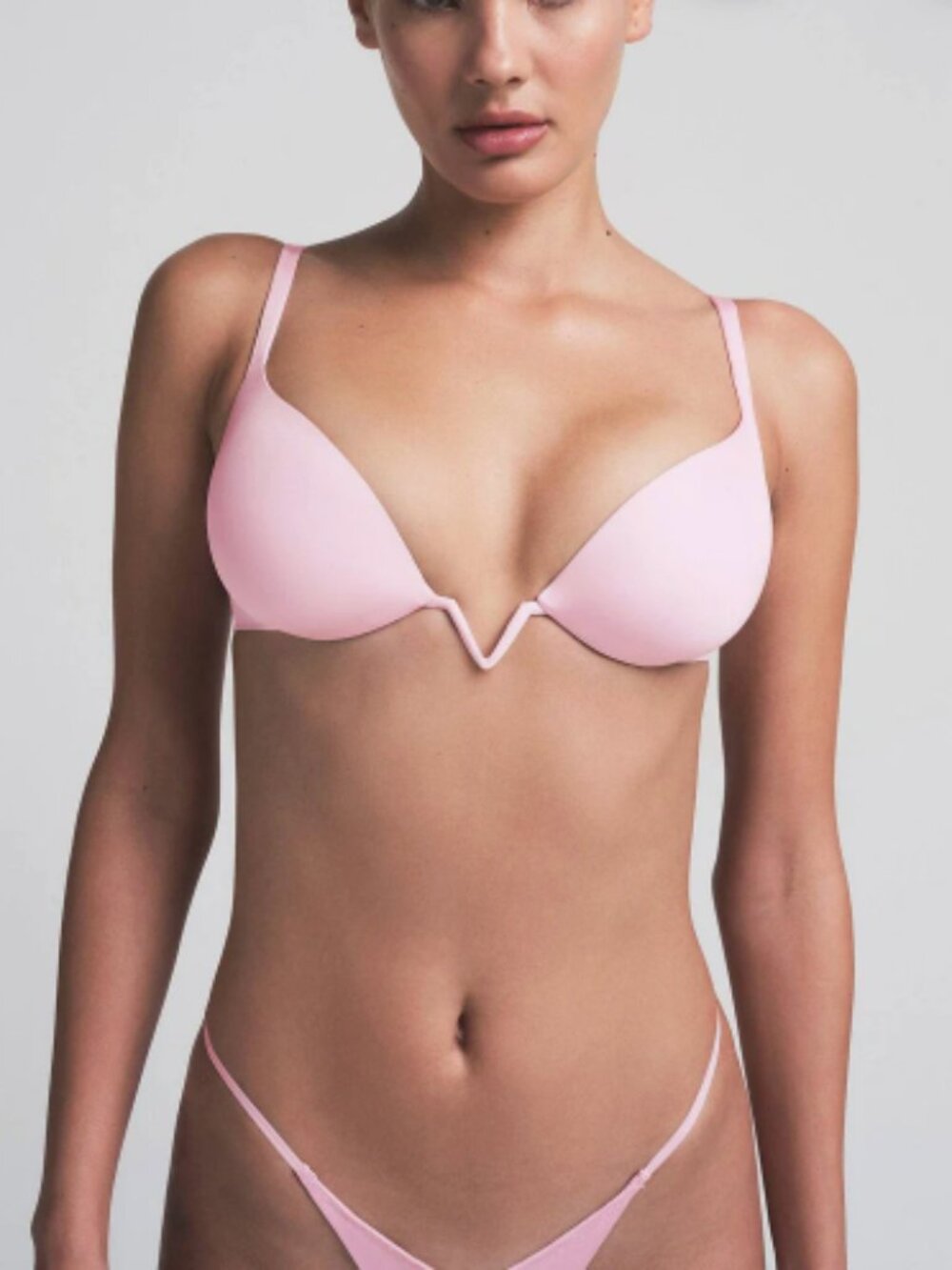 NWT SKIMS 38DDD Women Plunge Ultimate Deep V Push-up Bra Cherry Blossom Pink